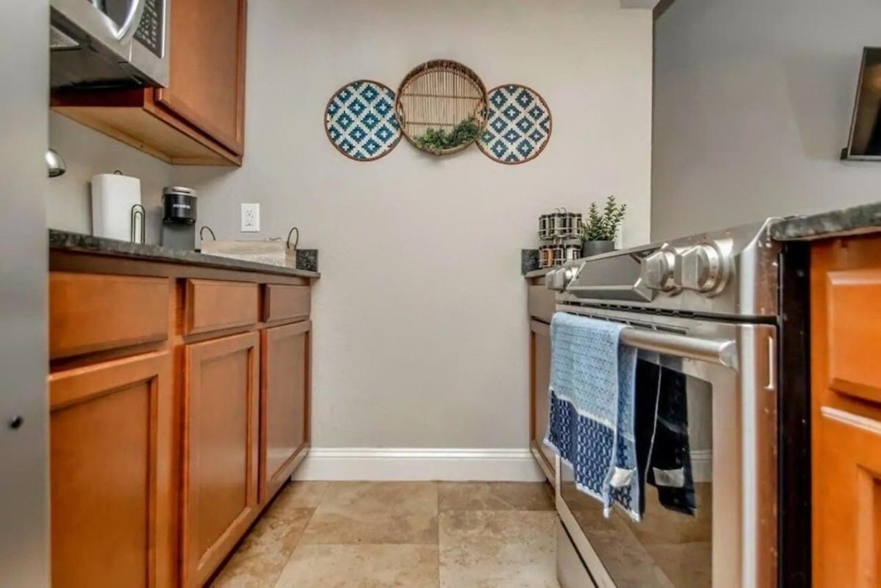 Boho Lakefront Condo With Stunning Views! Hawes Exterior foto